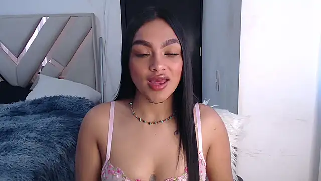 Snapshot of fairylatin222 chatting on 9, 9, 2025 fairylatin222 online show from 9, 9, 2025