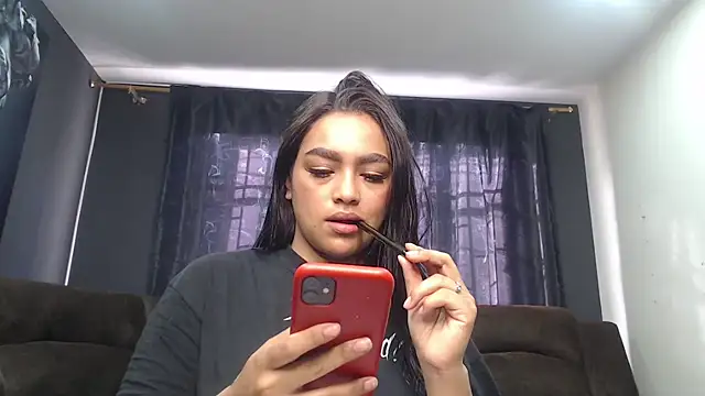 Snapshot of fairylatin222 chatting on 25, 11, 2025 fairylatin222 online show from 25, 11, 2025