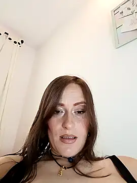 JadeHiilton online show from 24, 10, 2025