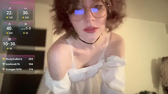 Snapshot of ms_christiana chatting on 14, 11, 2025 ms christiana online show from 14, 11, 2025