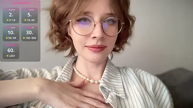 Snapshot of ms_christiana chatting on 24, 11, 2025 ms christiana online show from 24, 11, 2025