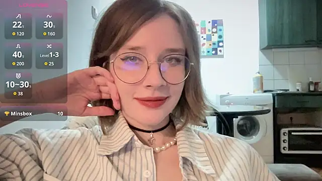 Snapshot of ms_christiana chatting on 15, 12, 2025 ms christiana online show from 15, 12, 2025