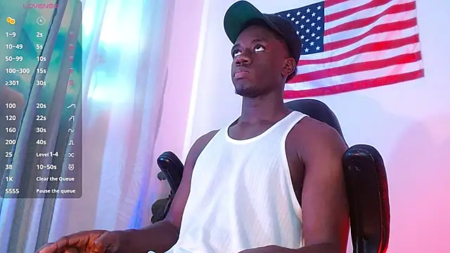 Snapshot of mike_wallace chatting on 11, 11, 2025 mike wallace online show from 11, 11, 2025