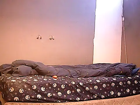 Snapshot of twinkerbell344 chatting on 5, 1, 2026 twinkerbell344 online show from 5, 1, 2026