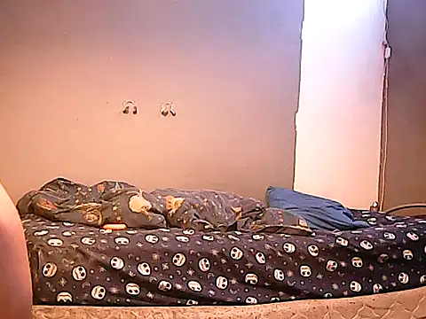 Snapshot of twinkerbell344 chatting on 11, 1, 2026 twinkerbell344 online show from 11, 1, 2026