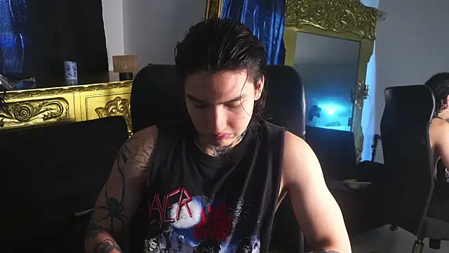 Snapshot of dantecoppolaa_ chatting on 11, 1, 2025 dantecoppolaa online show from 11, 1, 2025