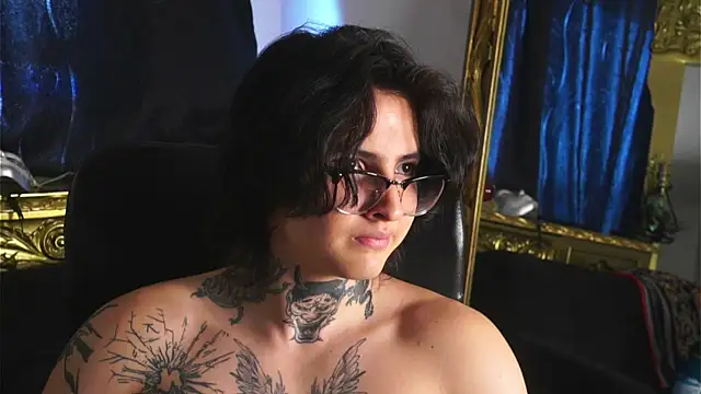 Snapshot of dantecoppolaa_ chatting on 12, 1, 2025 dantecoppolaa online show from 12, 1, 2025