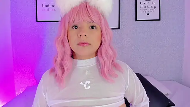 Natasha harper online show from 25, 9, 2025