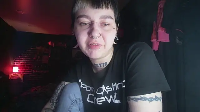 Snapshot of MoorderxDoll chatting on 16, 3, 2025 MoorderxDoll online show from 16, 3, 2025