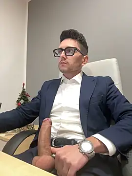Snapshot of masterboss_ chatting on 19, 12, 2024 masterboss online show from 19, 12, 2024