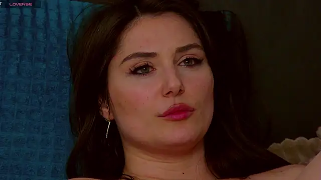 KassieWeins online show from 12, 2, 2025