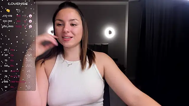 Snapshot of ThreeshaWhite chatting on 9, 2, 2025 ThreeshaWhite online show from 9, 2, 2025