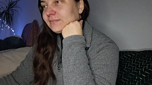 Cyndee Winter online show from 19, 11, 2025