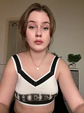 MaribelRiver online show from 10, 2, 2025