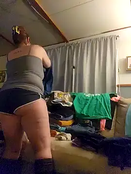 Hottmess011 online show from 16, 1, 2026