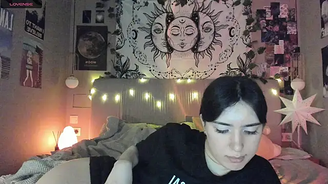 Anisawithlove online show from 6, 2, 2025