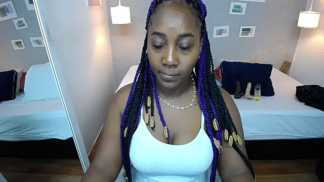 Snapshot of kiara_evanss chatting on 5, 1, 2025 kiara evanss online show from 5, 1, 2025