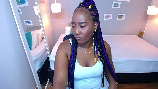 Snapshot of kiara_evanss chatting on 5, 1, 2025 kiara evanss online show from 5, 1, 2025