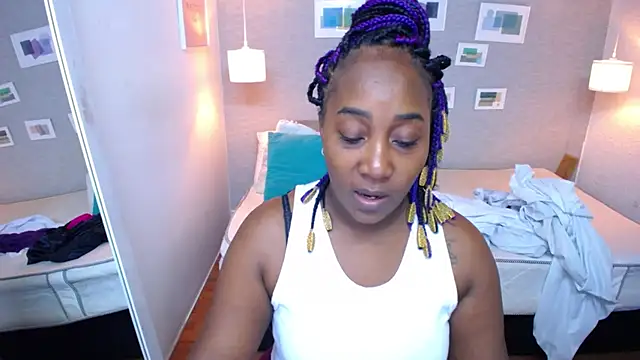 Snapshot of kiara_evanss chatting on 7, 1, 2025 kiara evanss online show from 7, 1, 2025