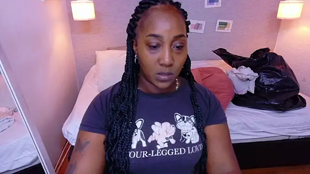kiara evanss online show from 20, 6, 2026