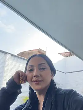 LIAH IZUMI online show from 22, 3, 2026