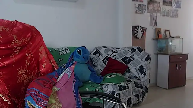 kitty22  online show from 14, 12, 2024