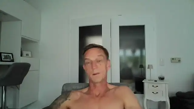 Snapshot of dirks71 chatting on 19, 9, 2025 dirks71 online show from 19, 9, 2025