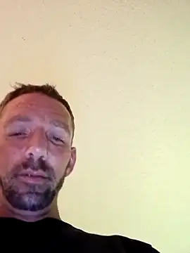 Snapshot of Treemandude chatting on 7, 11, 2025 Treemandude online show from 7, 11, 2025