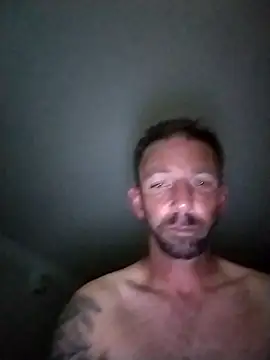 Snapshot of Treemandude chatting on 26, 11, 2025 Treemandude online show from 26, 11, 2025