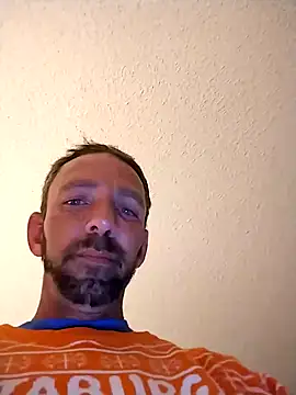 Snapshot of Treemandude chatting on 30, 11, 2025 Treemandude online show from 30, 11, 2025