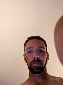 Snapshot of Treemandude chatting on 3, 12, 2025 Treemandude online show from 3, 12, 2025