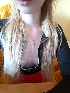 Elza kom online show from 18, 9, 2025