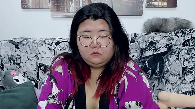 Snapshot of Nadine_asian chatting on 20, 12, 2024 Nadine asian online show from 20, 12, 2024