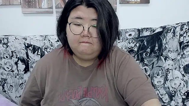 Snapshot of Nadine_asian chatting on 31, 12, 2024 Nadine asian online show from 31, 12, 2024