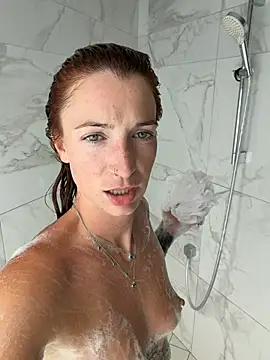 Snapshot of Laurahorney_xo chatting on 5, 7, 2026 Laurahorney xo online show from 5, 7, 2026