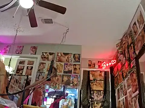 luvs2cumm69 online show from 19, 12, 2024