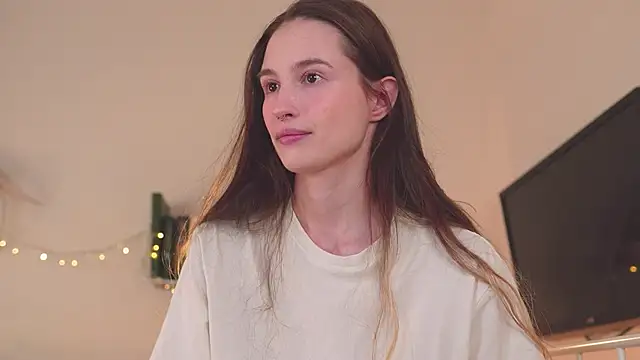 Snapshot of NeonShine chatting on 12, 3, 2025 NeonShine online show from 12, 3, 2025