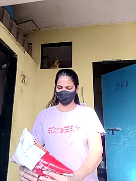 Snapshot of indianliza chatting on 12, 2, 2025 indianliza online show from 12, 2, 2025