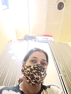 Snapshot of indianliza chatting on 15, 2, 2025 indianliza online show from 15, 2, 2025