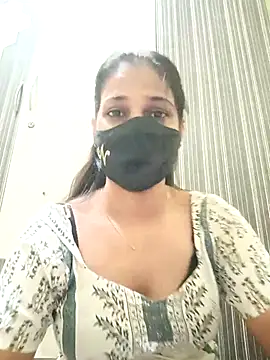 Snapshot of indianliza chatting on 8, 3, 2025 indianliza online show from 8, 3, 2025