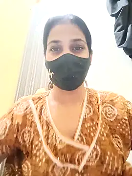 Snapshot of indianliza chatting on 8, 3, 2025 indianliza online show from 8, 3, 2025