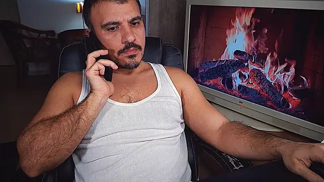 Snapshot of officeman7 chatting on 28, 12, 2024 officeman7 online show from 28, 12, 2024