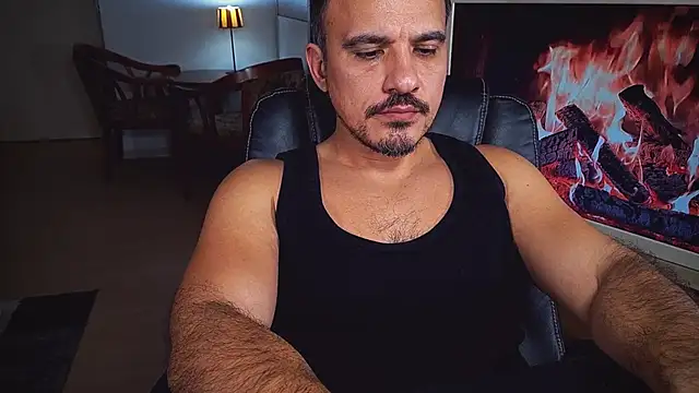 Snapshot of officeman7 chatting on 23, 1, 2025 officeman7 online show from 23, 1, 2025