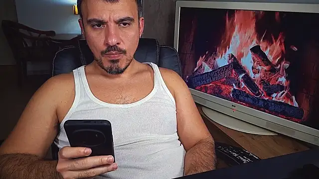 Snapshot of officeman7 chatting on 31, 1, 2025 officeman7 online show from 31, 1, 2025