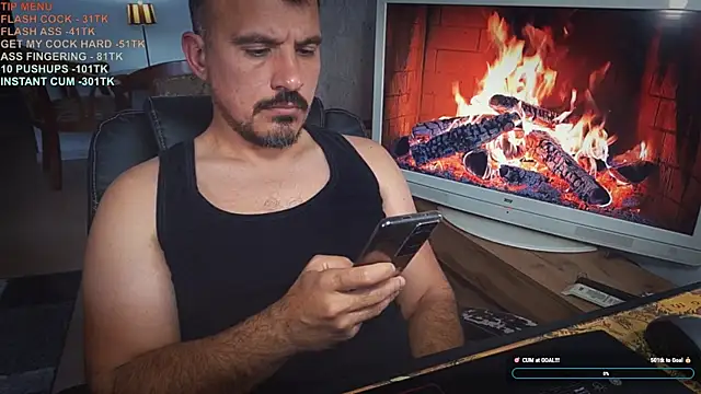 Snapshot of officeman7 chatting on 19, 11, 2025 officeman7 online show from 19, 11, 2025