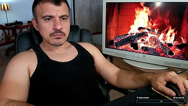 Snapshot of officeman7 chatting on 15, 5, 2026 officeman7 online show from 15, 5, 2026