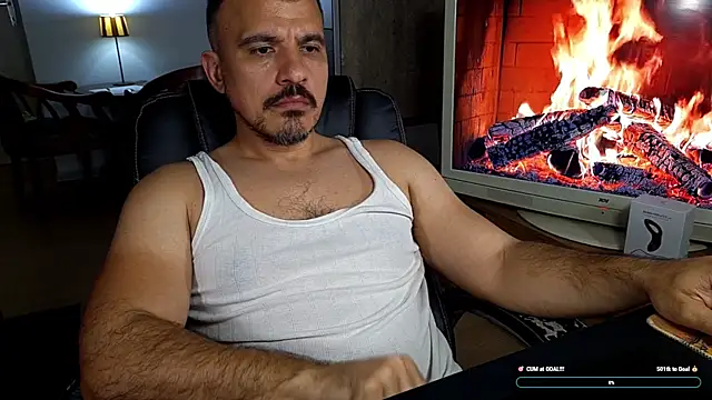 Snapshot of officeman7 chatting on 30, 5, 2026 officeman7 online show from 30, 5, 2026