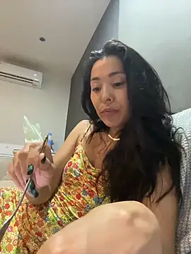 Snapshot of IzanamiTime chatting on 19, 12, 2024 IzanamiTime online show from 19, 12, 2024