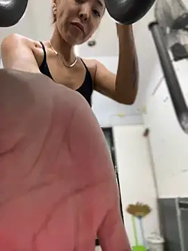 Snapshot of IzanamiTime chatting on 5, 1, 2025 IzanamiTime online show from 5, 1, 2025