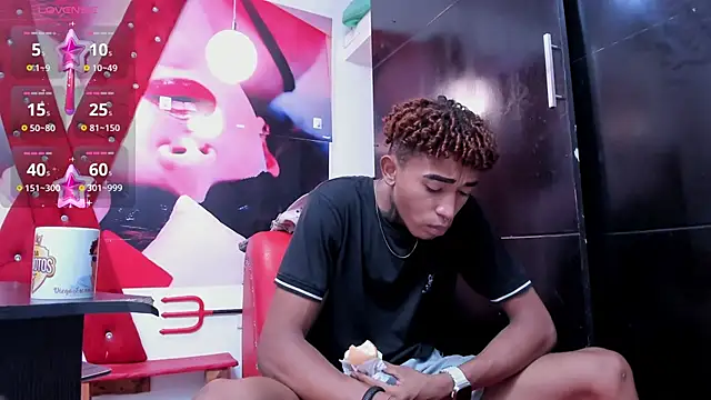 sexy blacks  online show from 25, 1, 2025